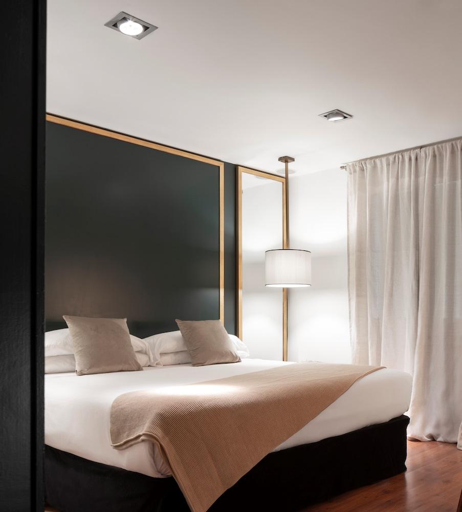 La Franca Travellers Adults Only Hotell