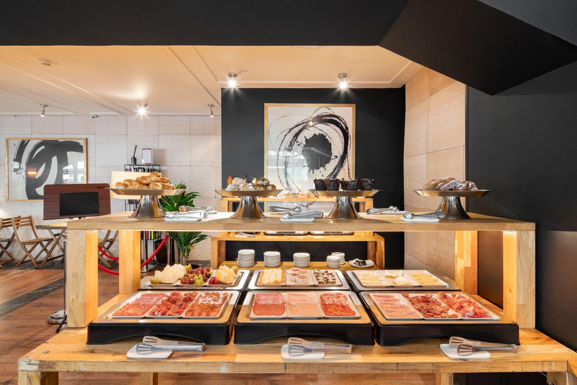 La Franca Travellers Adults Only Hotell